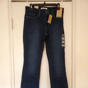 NWT Levi's 315 Shaping Bootcut Jeans Size 8